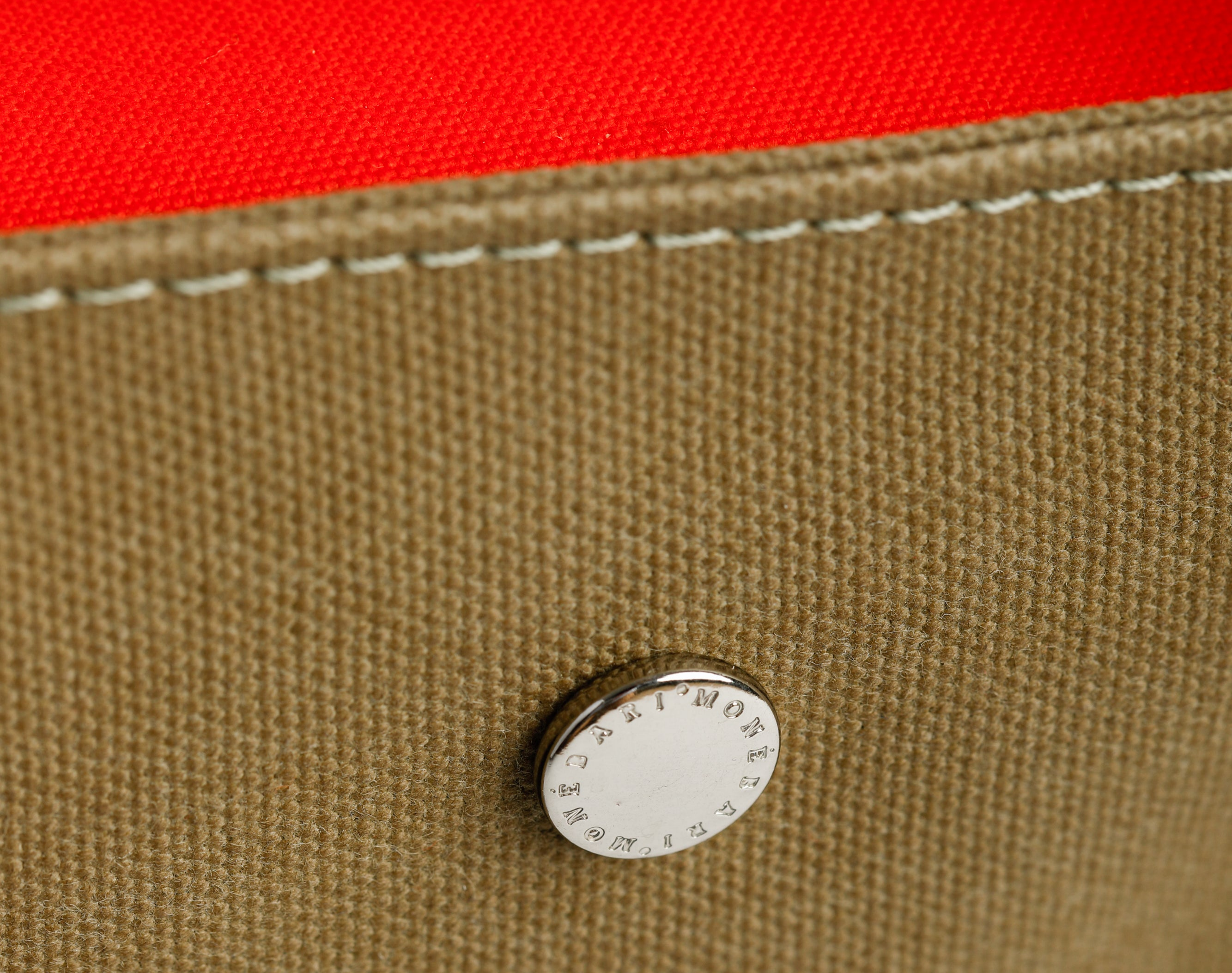 bouton monébari toile kaki