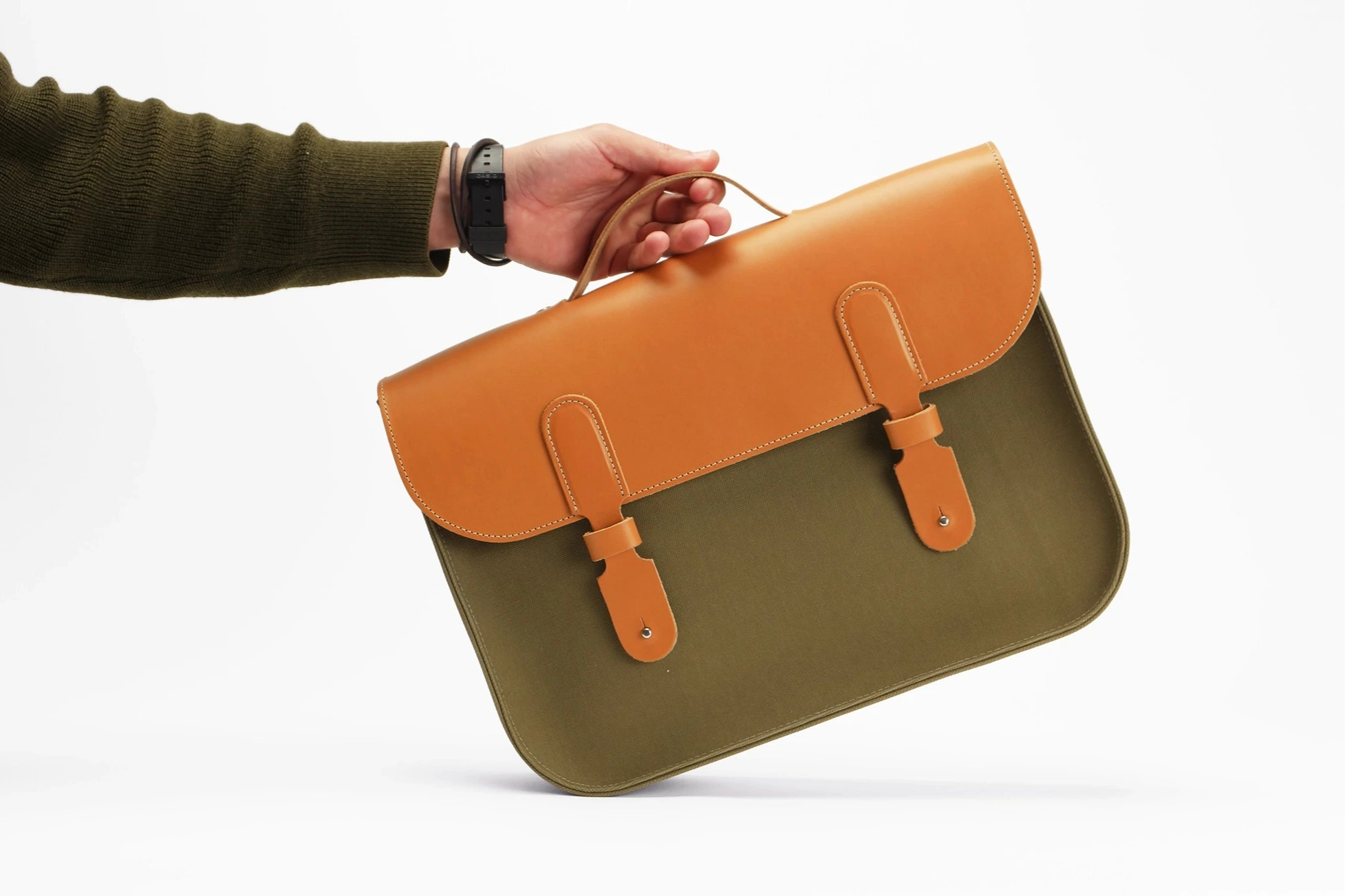 porte-documents kaki atelier maroquinerie