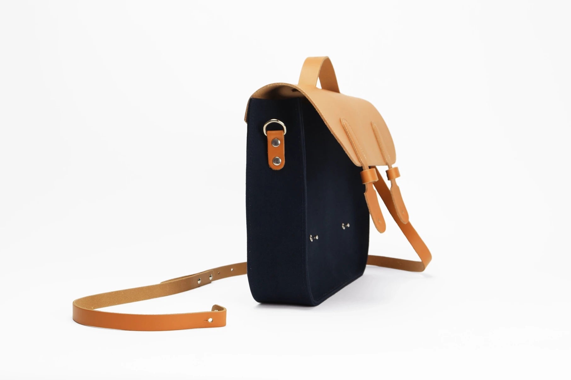 ouverture porte-documents à bandoulière 